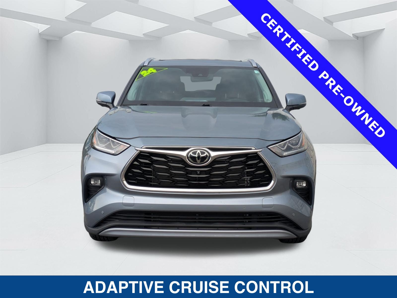 Used 2024 Toyota Highlander Platinum FWD image 9