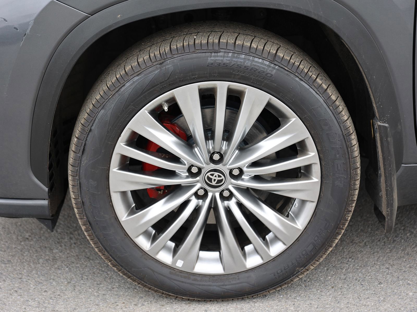 Used 2023 Toyota Highlander Platinum AWD/4WD image 11