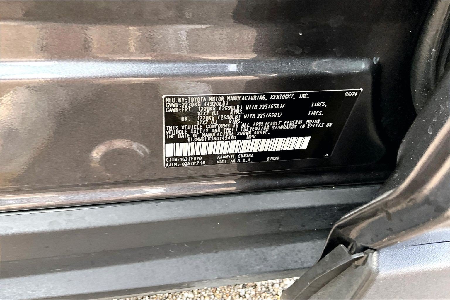 Used 2024 Toyota RAV4 LE AWD/4WD image 35