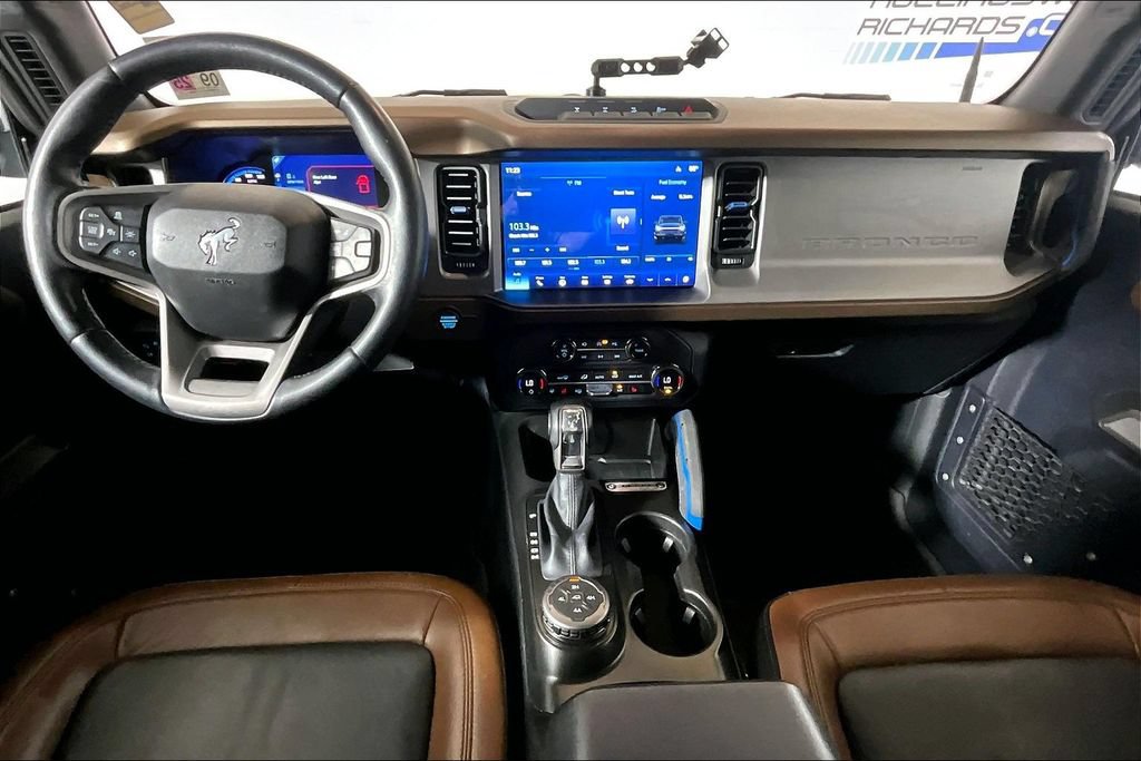 Certified 2023 Ford Bronco Outer Banks w/ Sasquatch Package AWD/4WD image 11