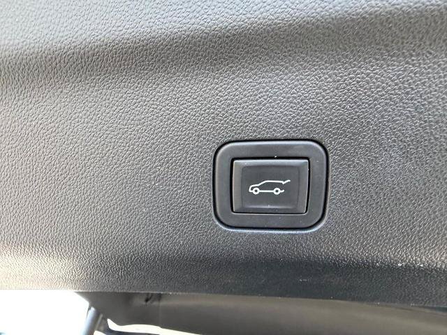 Used 2024 Chevrolet Tahoe LT AWD/4WD image 6