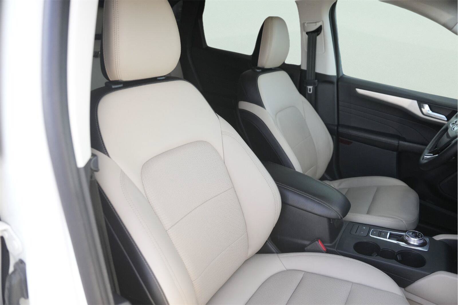 Certified 2022 Ford Escape SEL w/ Technology Package FWD image 19