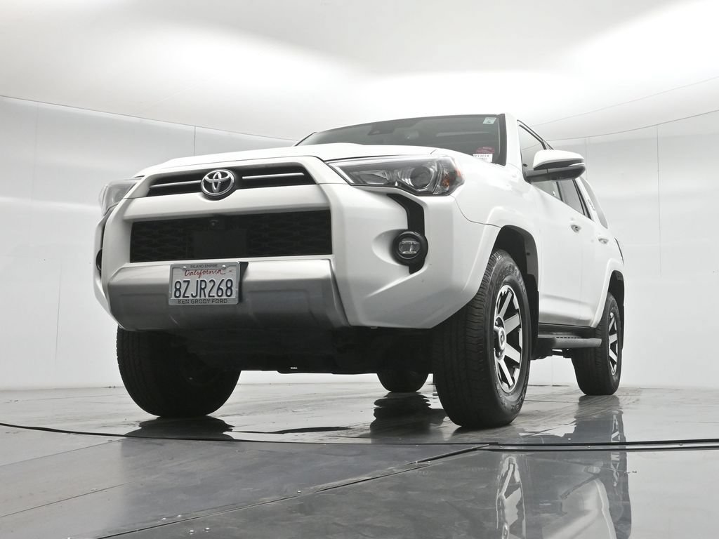 Used 2022 Toyota 4Runner TRD Off-Road Premium AWD/4WD image 45