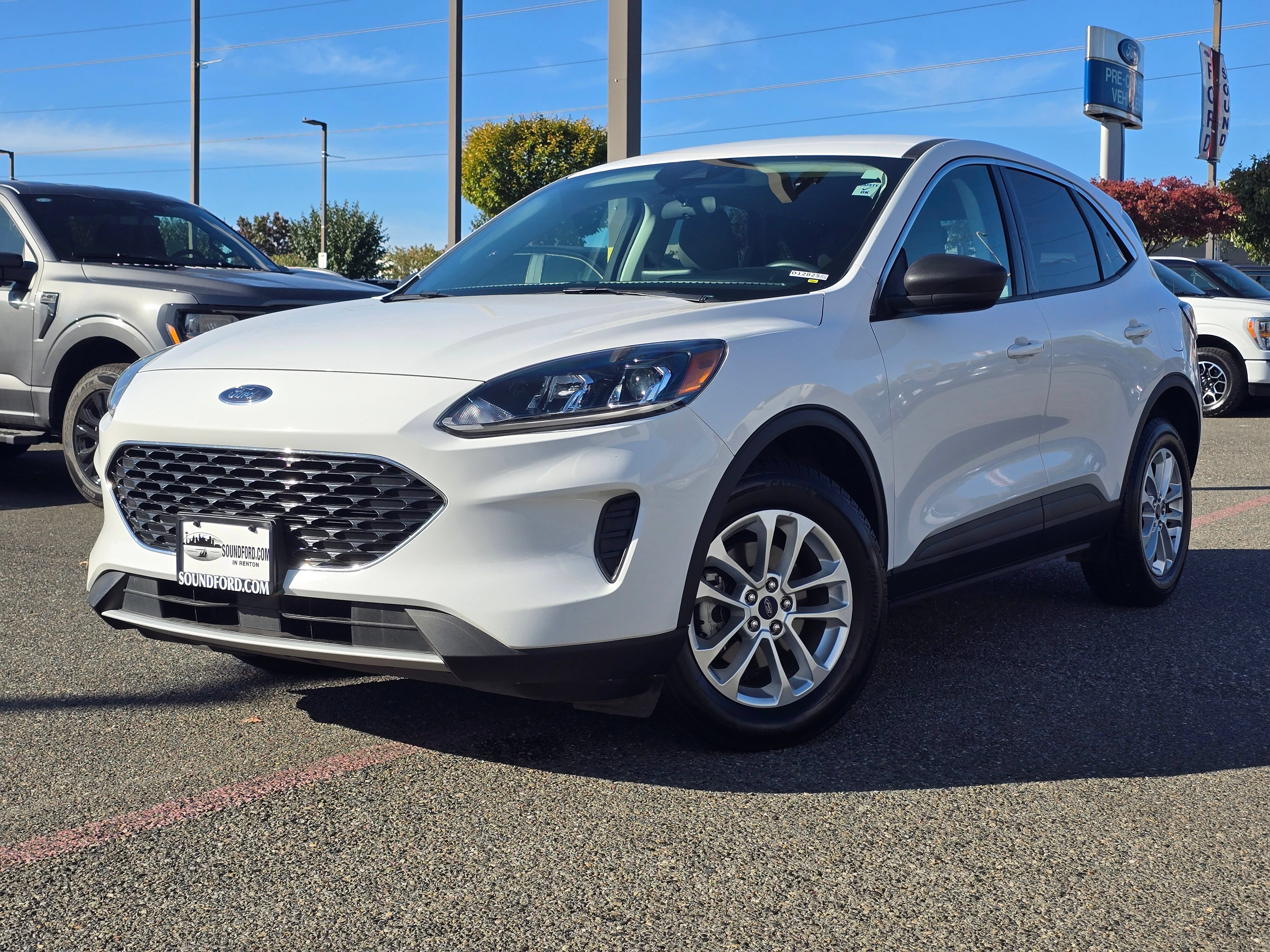 Certified 2022 Ford Escape SE