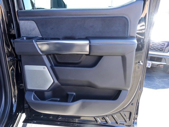 Certified 2025 Ford F450 Platinum AWD/4WD image 30