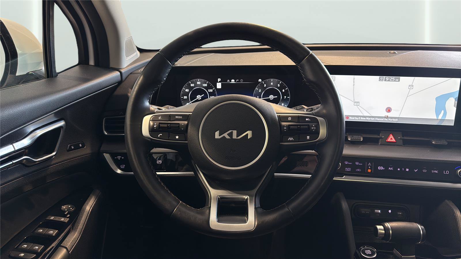 Used 2023 Kia Sportage SX AWD/4WD image 12