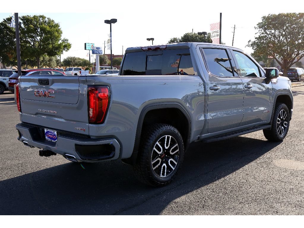 Used 2024 GMC Sierra 1500 AT4 w/ Technology Package AWD/4WD image 16