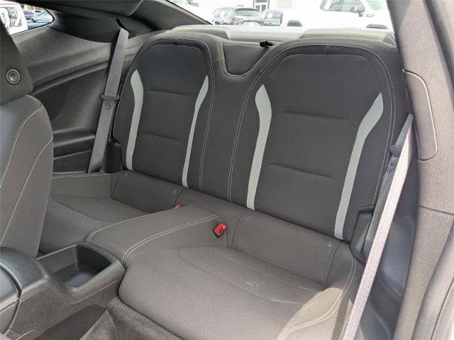 Used 2017 Chevrolet Camaro SS RWD image 18