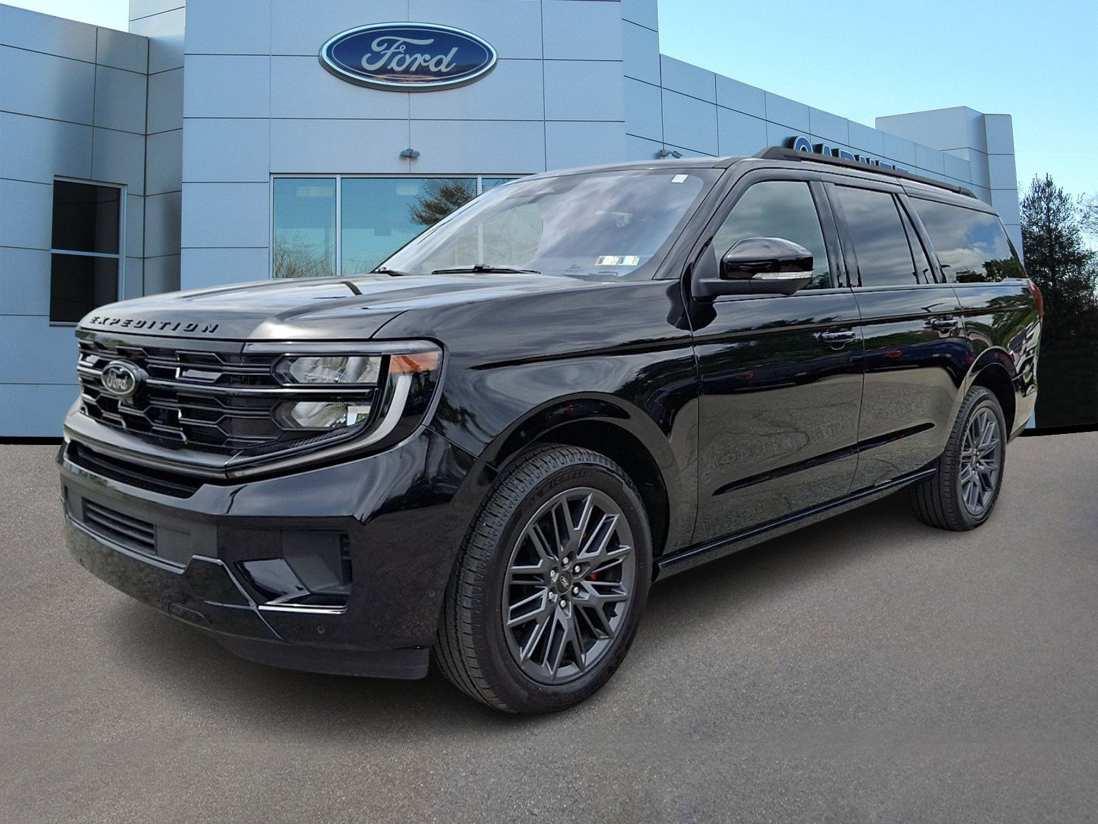 Certified 2025 Ford Expedition Max Platinum w/ Stealth Performance Package AWD/4WD image 4
