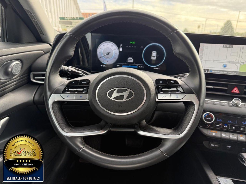 Used 2025 Hyundai Elantra SEL FWD image 18