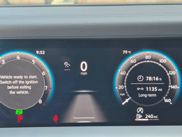 Used 2025 Volkswagen Tiguan SE FWD image 13