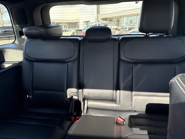 Certified 2025 Ford Expedition Platinum w/ Stealth Performance Package AWD/4WD image 20