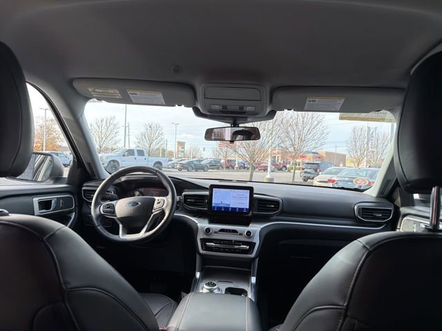 Certified 2022 Ford Explorer XLT w/ Equipment Group 202A image 20