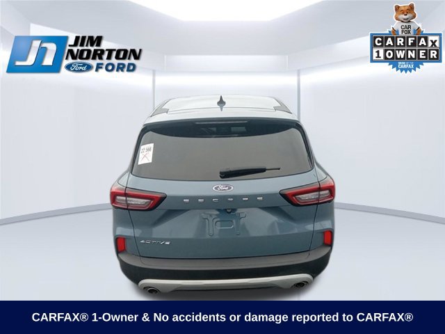 Certified 2025 Ford Escape Active w/ Cold Weather Package FWD image 9