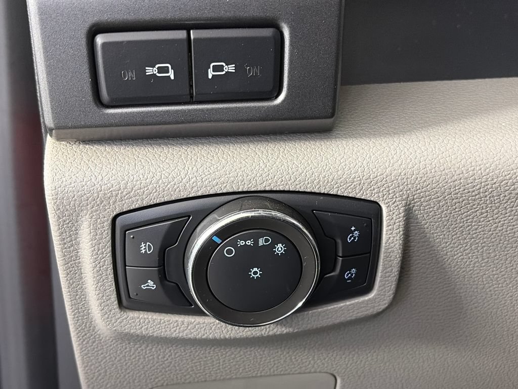 Certified 2021 Ford F250 XLT w/ XLT Value Package AWD/4WD image 24