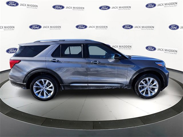 Certified 2022 Ford Explorer Platinum w/ Equipment Group 601A image 2