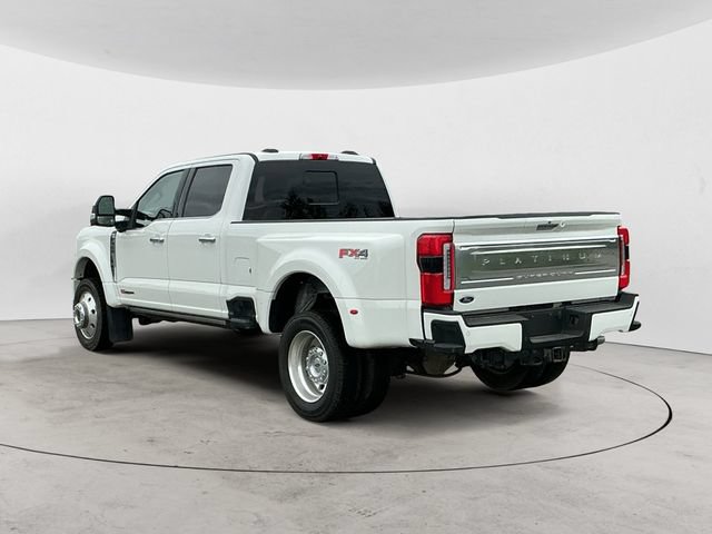 Certified 2024 Ford F450 Platinum w/ FX4 Off-Road Package AWD/4WD image 7