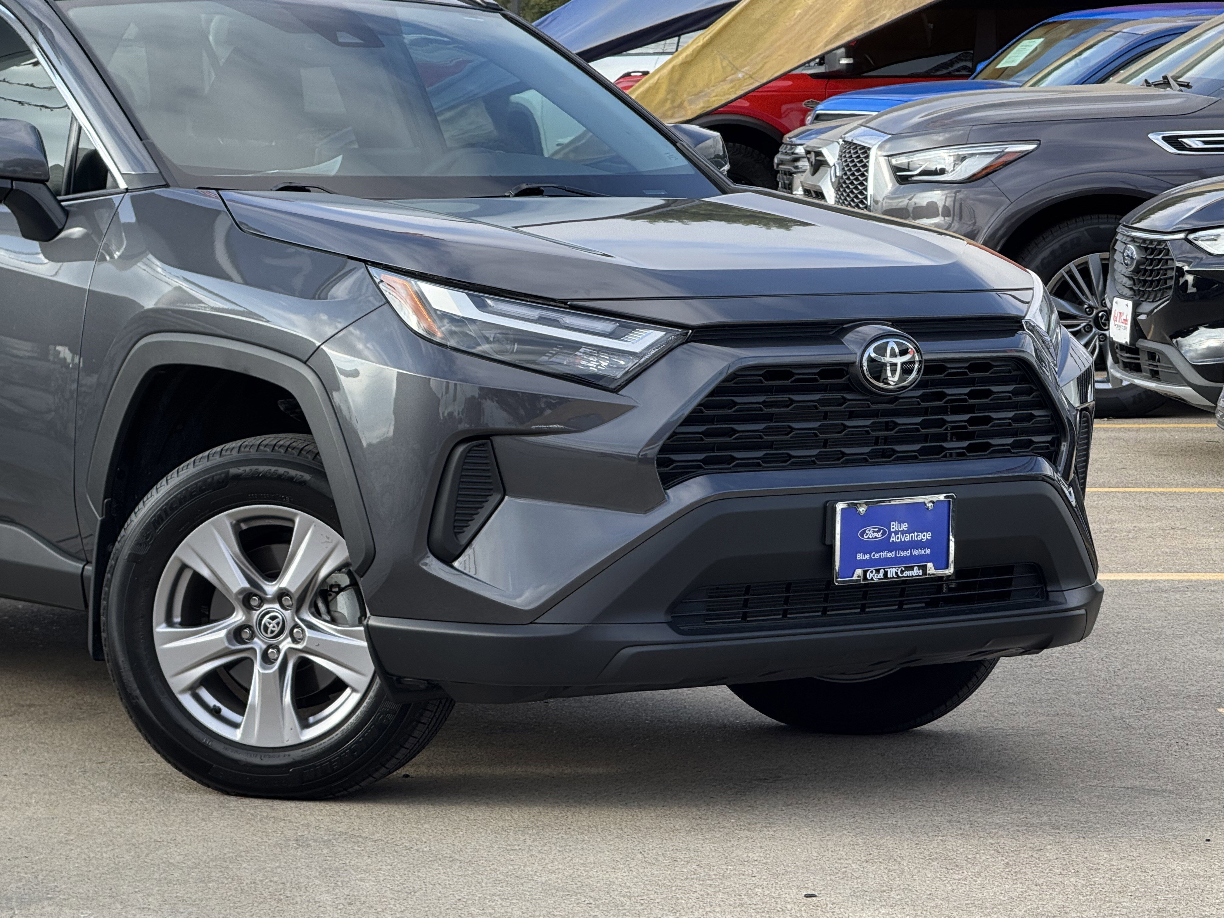 Used 2025 Toyota RAV4 XLE image 2