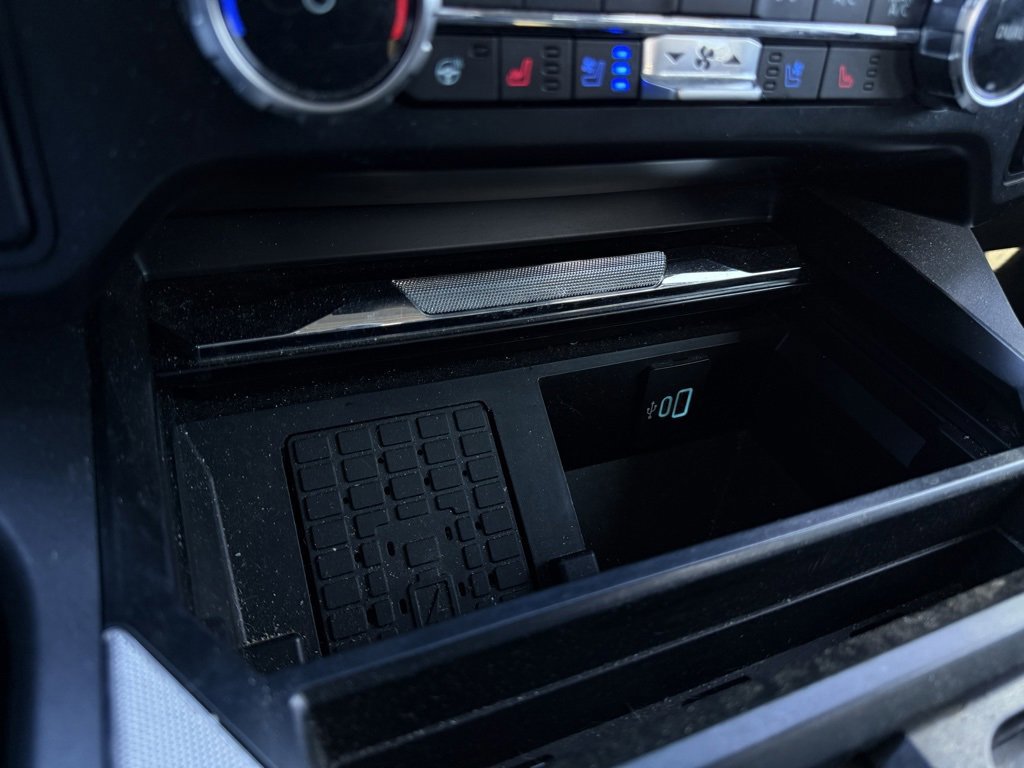 Certified 2023 Ford F250 Lariat w/ Black Appearance Package image 19