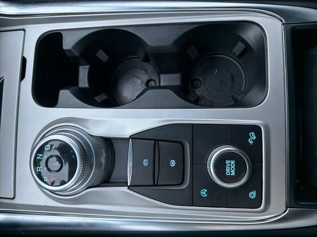 Certified 2021 Ford Explorer XLT w/ Equipment Group 202A image 38