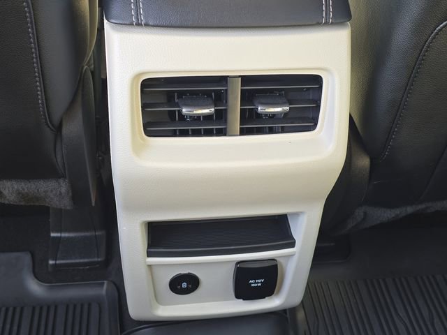 Certified 2023 Ford Edge Titanium image 30