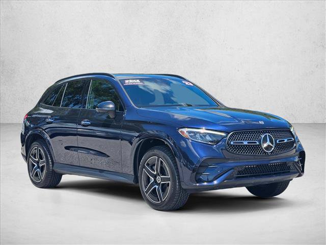 Used 2023 Mercedes-Benz GLC 300 4MATIC image 3