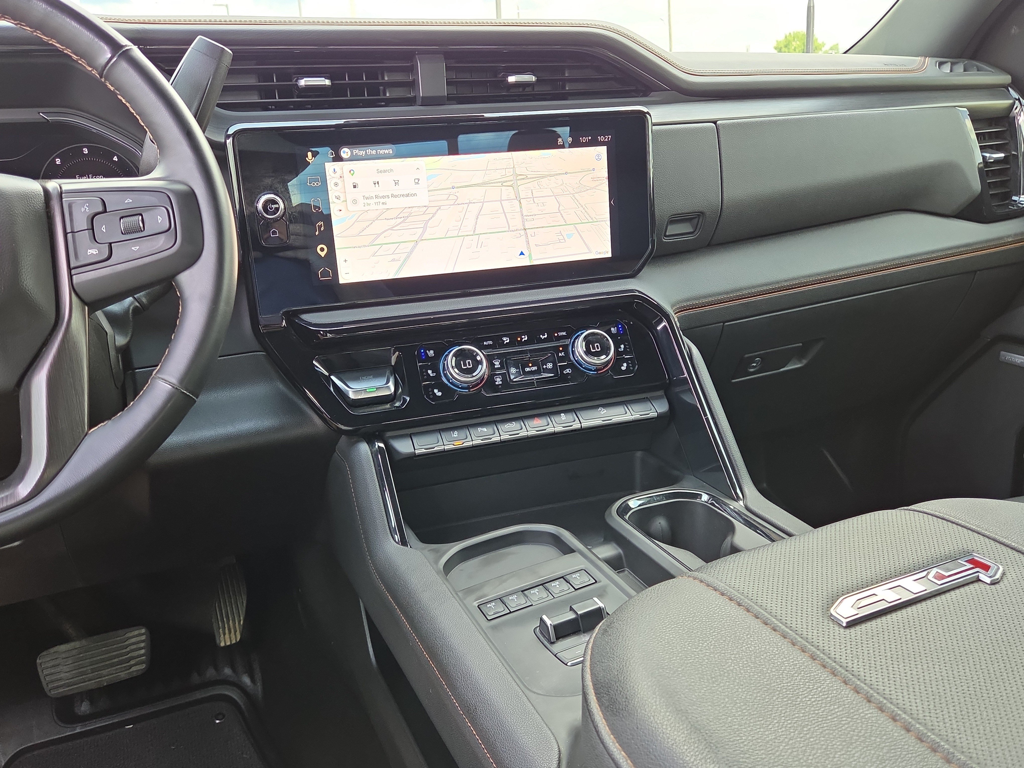 Used 2025 GMC Sierra 2500 AT4 w/ Technology Package AWD/4WD image 25