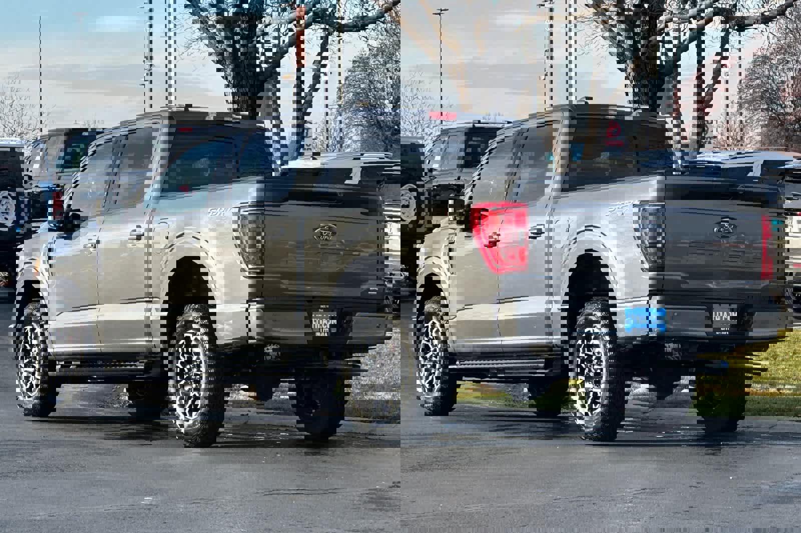 Certified 2022 Ford F150 XLT w/ Equipment Group 302A High image 3