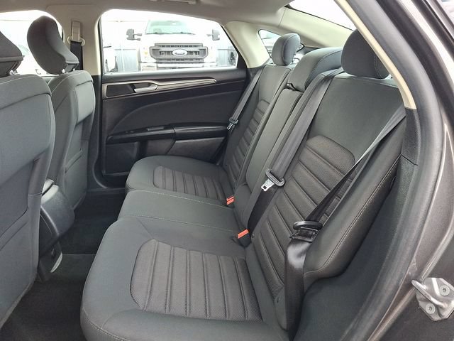 Certified 2018 Ford Fusion SE FWD image 10