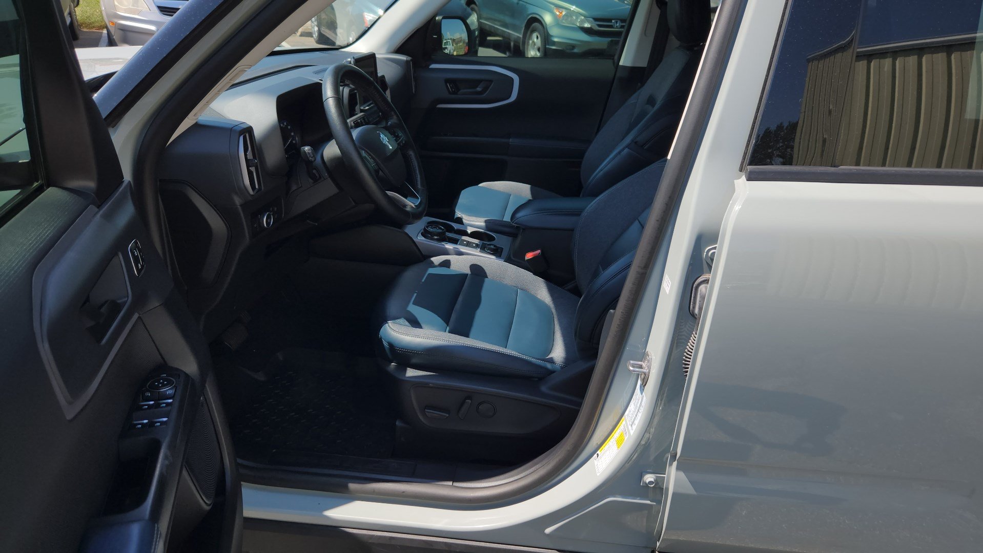 Certified 2023 Ford Bronco Sport Outer Banks AWD/4WD image 19