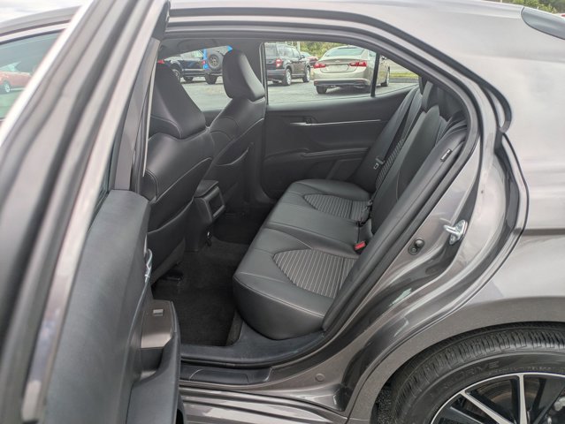 Used 2024 Toyota Camry SE image 27
