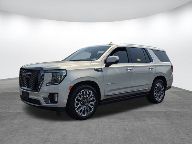 Used 2023 GMC Yukon Denali Ultimate AWD/4WD image 7