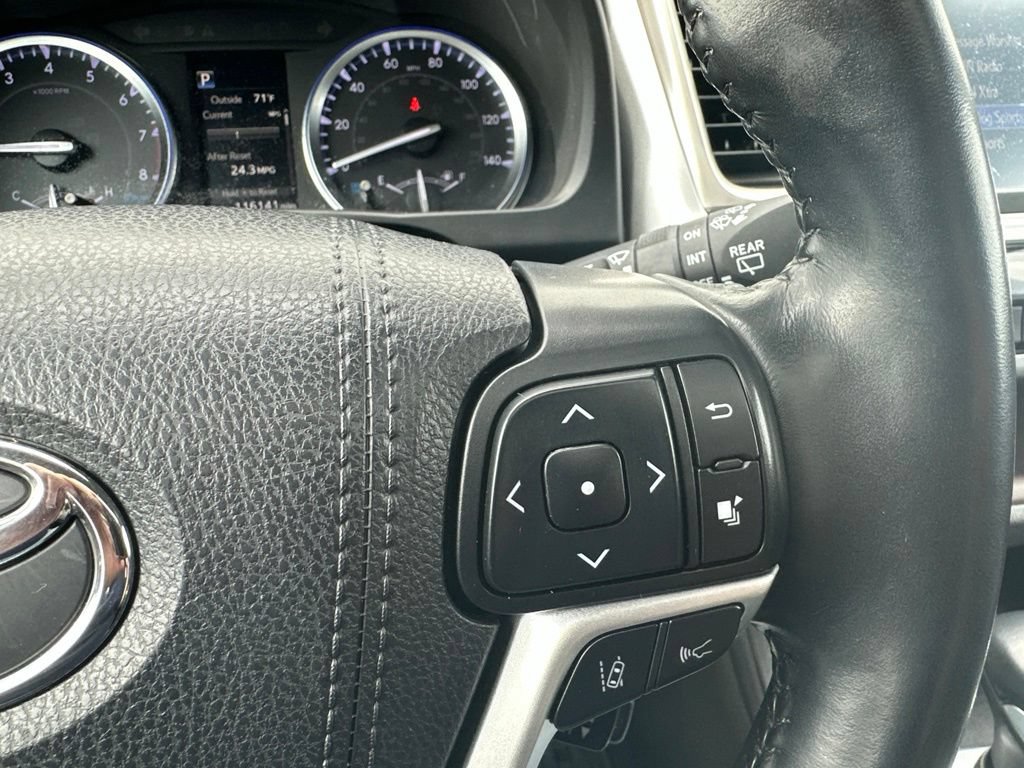 Used 2019 Toyota Highlander Limited AWD/4WD image 41