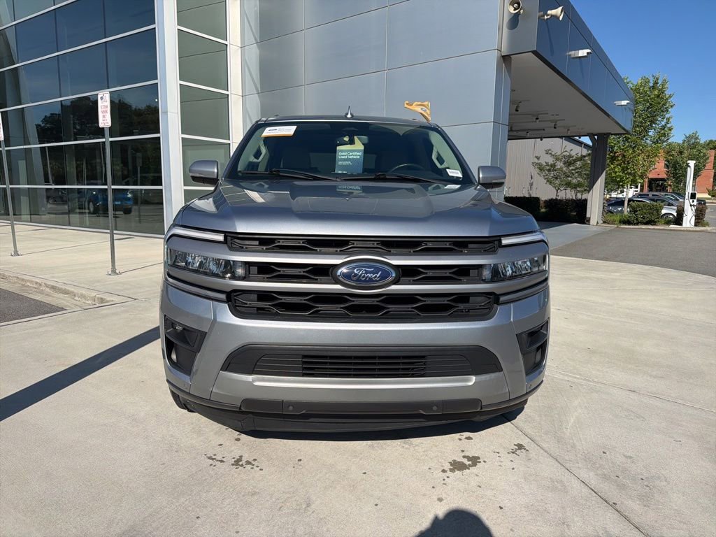 Certified 2022 Ford Expedition XLT RWD image 2