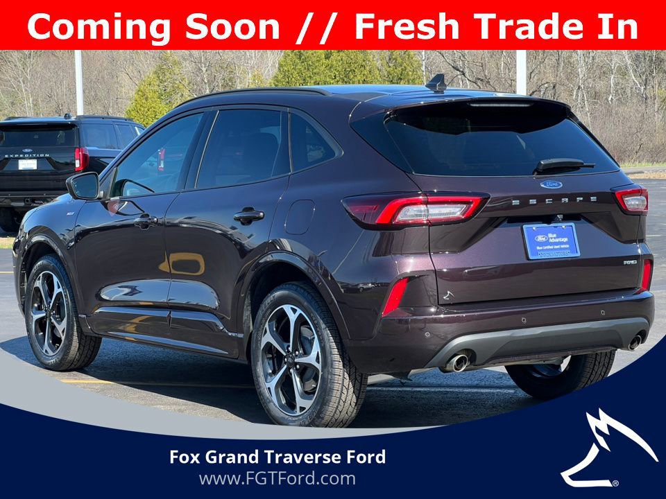 Certified 2023 Ford Escape ST-Line Select w/ Tech Pack #2 AWD/4WD image 4