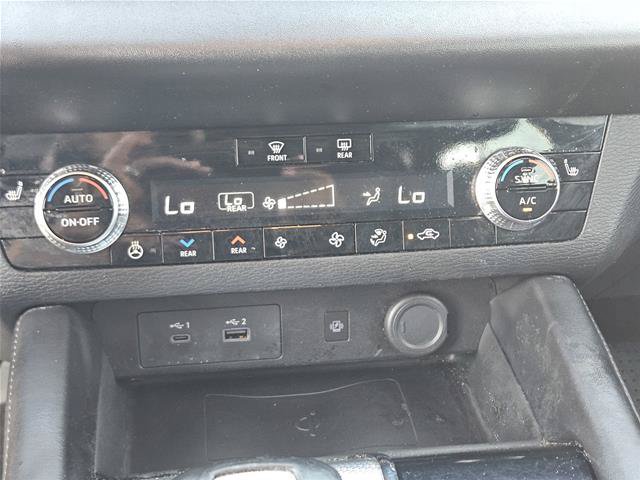Used 2023 Mitsubishi Outlander SEL FWD image 19