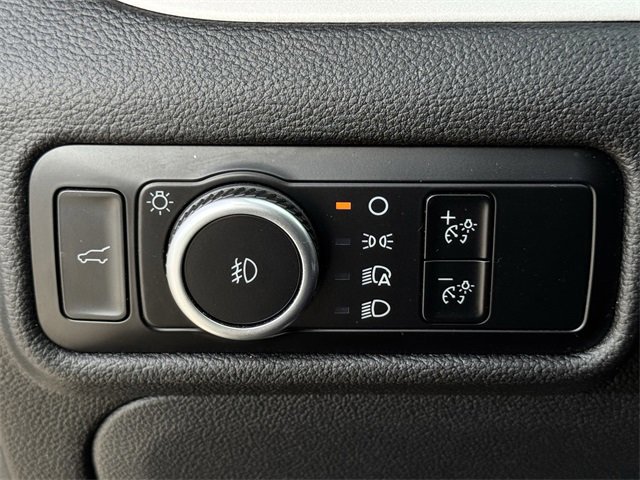 Certified 2023 Ford Explorer XLT w/ Equipment Group 202A image 23