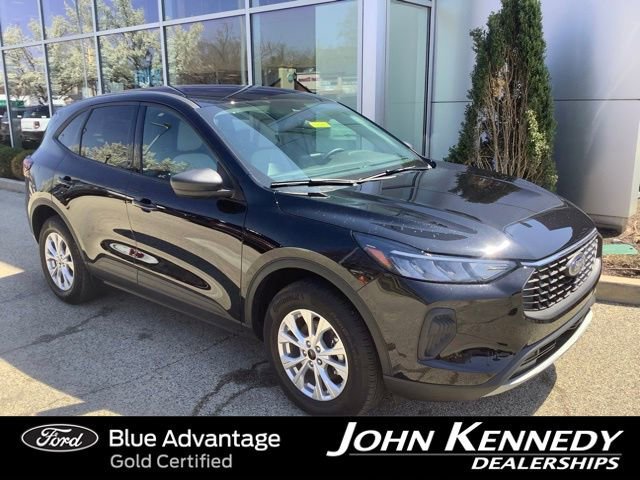 Certified 2025 Ford Escape Active w/ Cold Weather Package AWD/4WD image 7