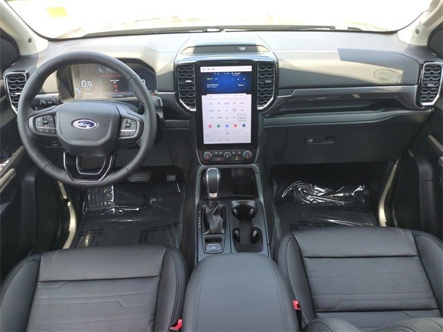 Certified 2025 Ford Ranger Lariat w/ Black Appearance Package image 15