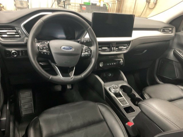 Certified 2025 Ford Escape Platinum AWD/4WD image 10