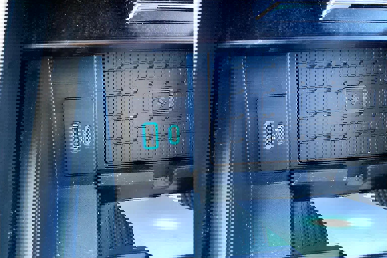 Certified 2024 Ford Expedition Platinum image 31