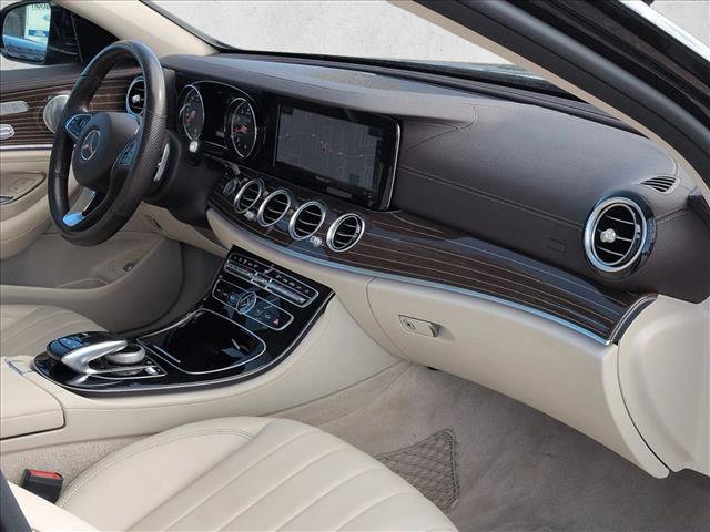 Used 2018 Mercedes-Benz E 300 4MATIC image 23