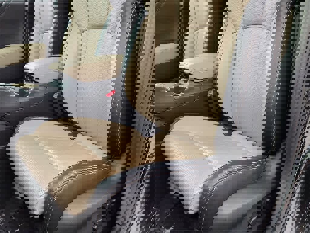 Used 2022 Subaru Outback Limited image 16