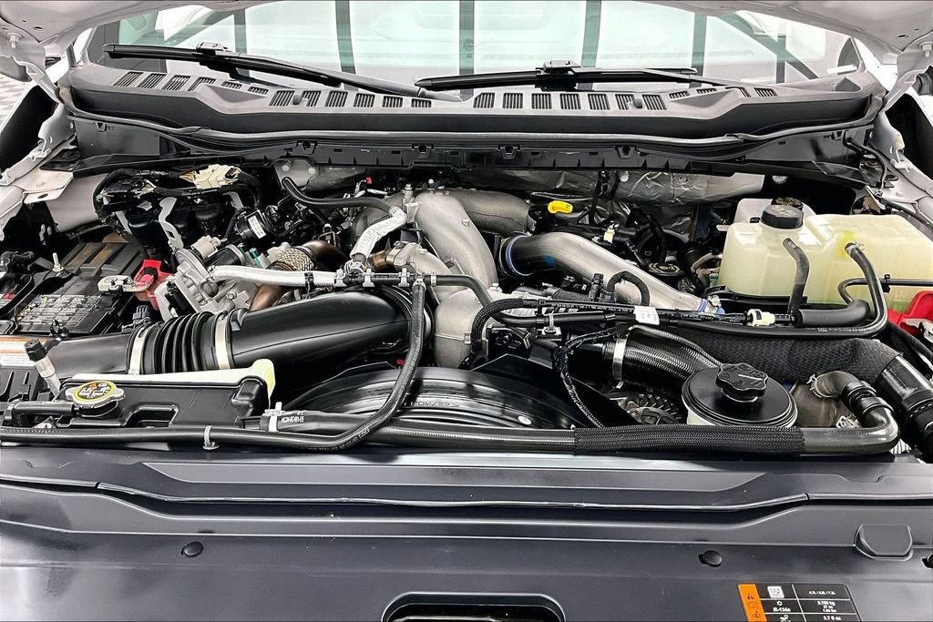 Certified 2025 Ford F350 XLT w/ FX4 Off-Road Package AWD/4WD image 10