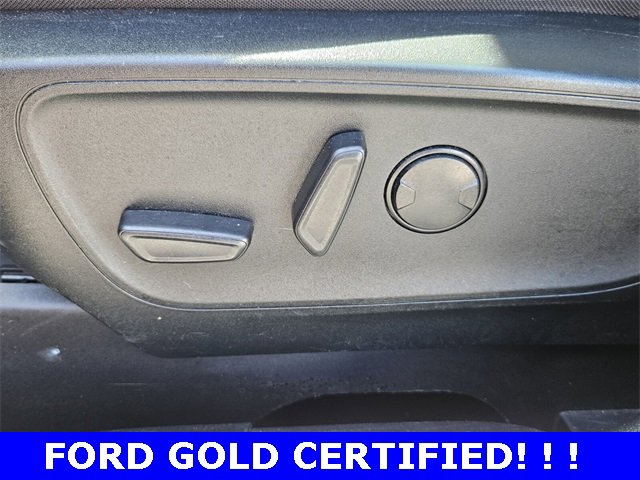 Certified 2022 Ford Escape SE w/ SE Sport Appearance Package image 9