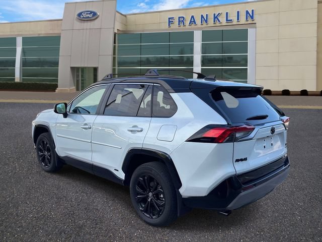 Used 2025 Toyota RAV4 XSE w/ Weather Package AWD/4WD image 5