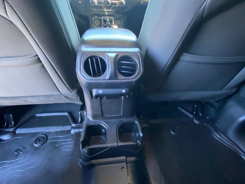 Used 2019 Jeep Wrangler Unlimited Sport S image 24