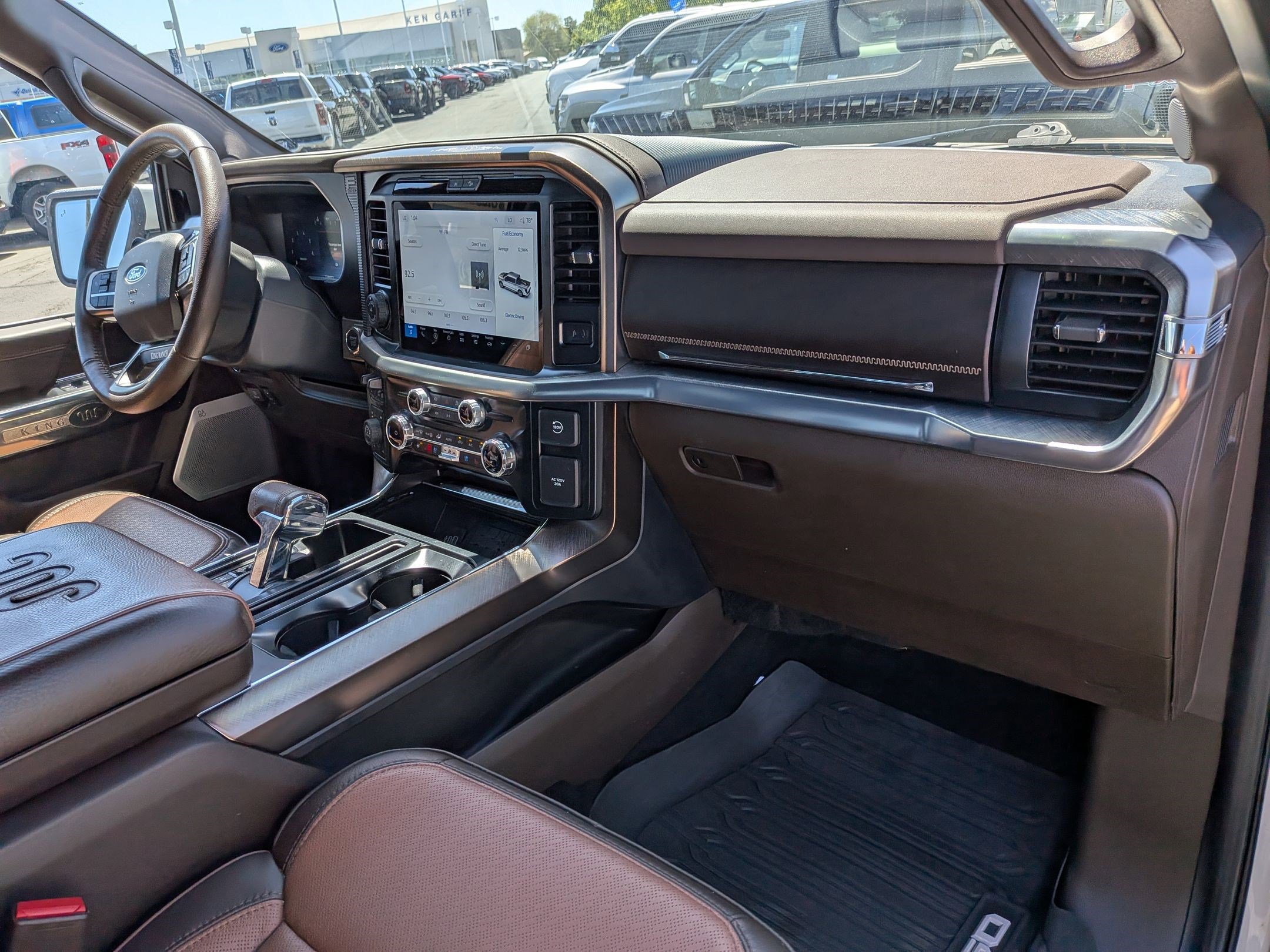 Certified 2025 Ford F150 King Ranch w/ FX4 Off-Road Package AWD/4WD image 33