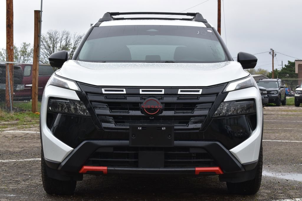 Used 2025 Nissan Rogue SV w/ Rock Creek Premium Package image 2