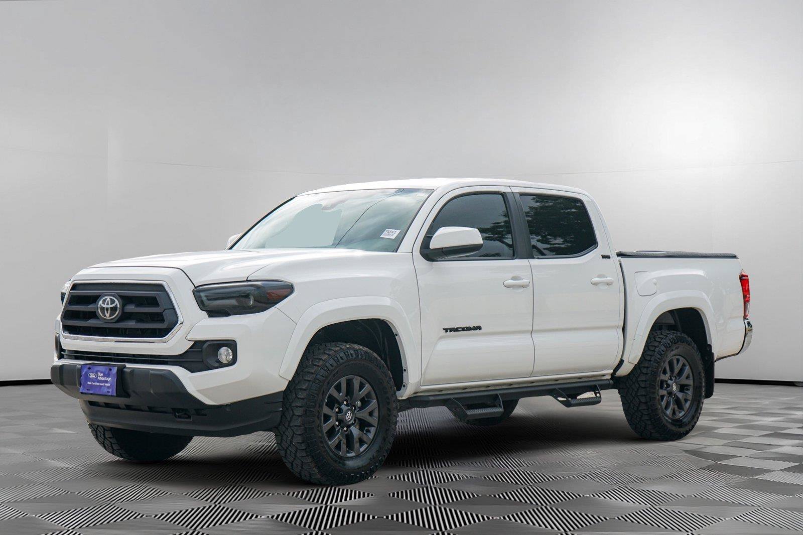 Used 2023 Toyota Tacoma SR5 RWD image 8